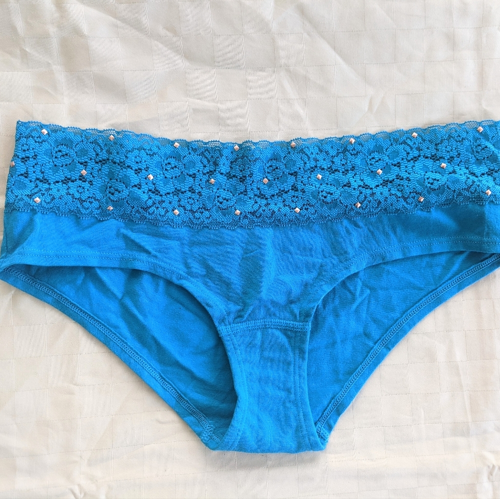 VS Pink Low Rise Hiphugger